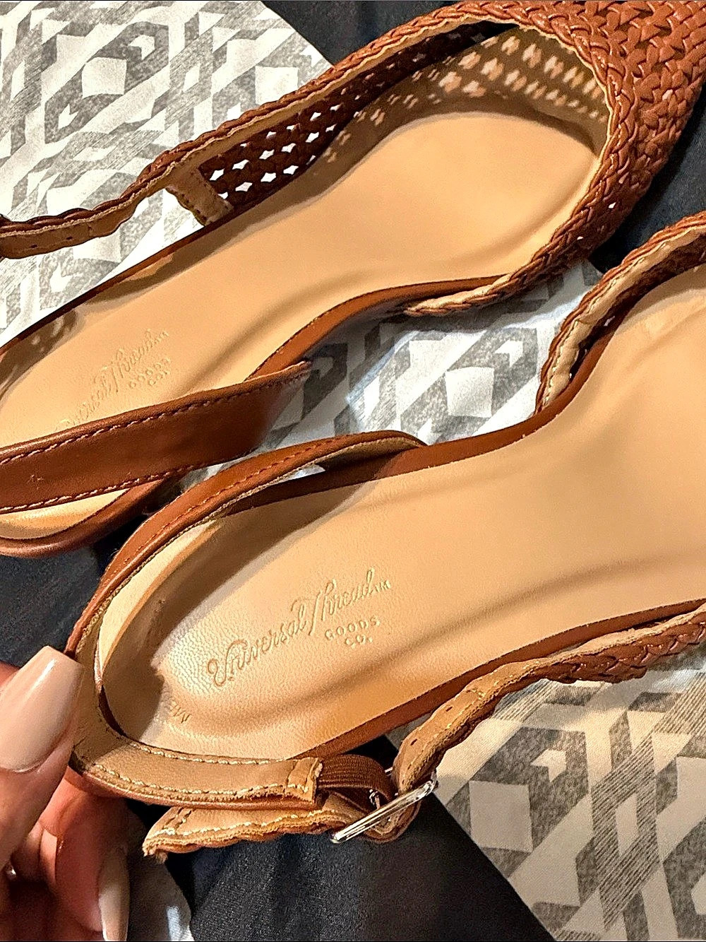 Universal thread Woven Pointed-Toe Slingback Heels Brown US 7.5 - Picture 5 of 6